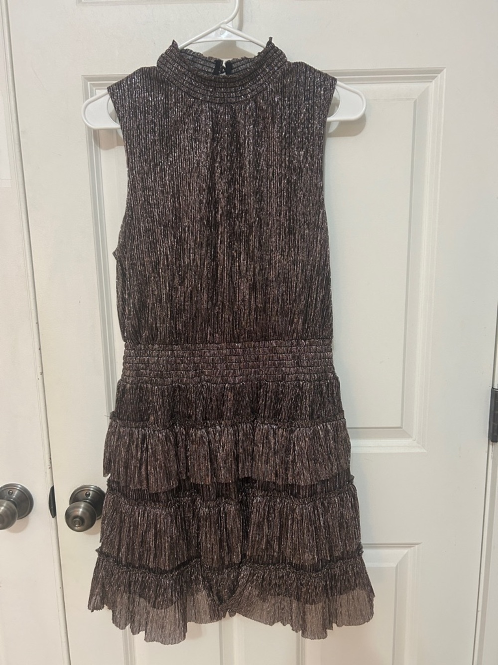 1 STATE Metallic sleeveless tiered midi dress size large black bronze